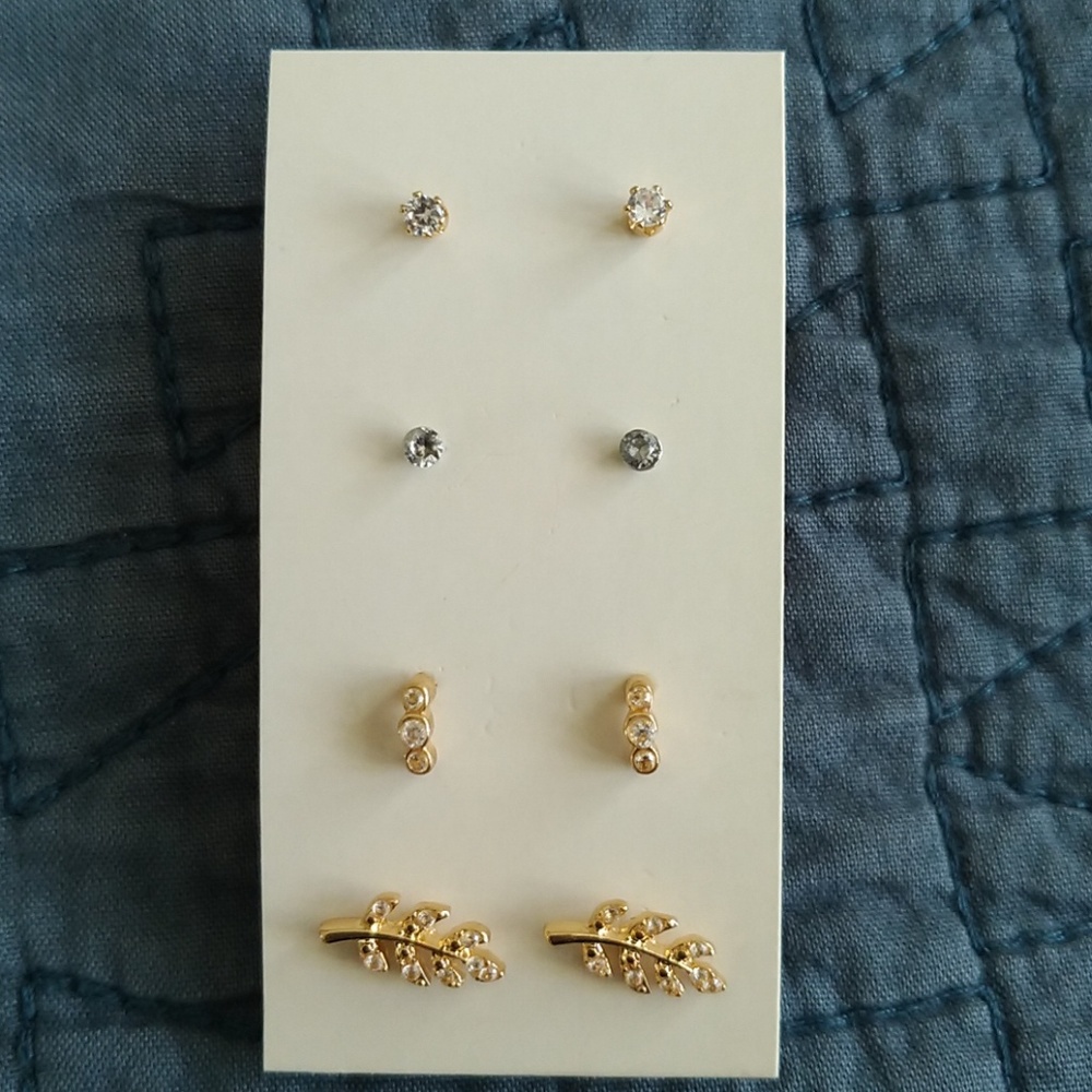 Earring set